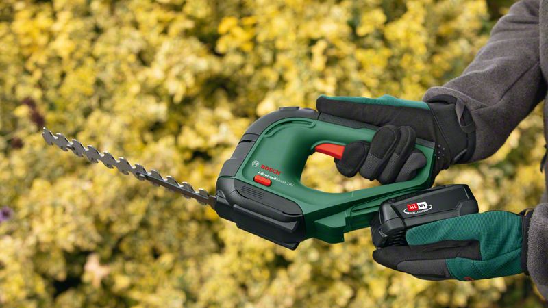 Akku-Strauch- und -Grasscheren-Set AdvancedShear 18V-10 Bosch